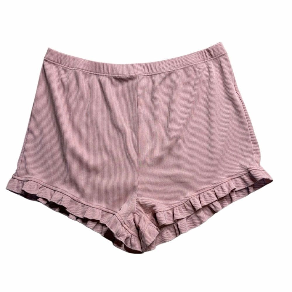 Textured Mauve Ruffled Shorts Size medium - Picture 3 of 4